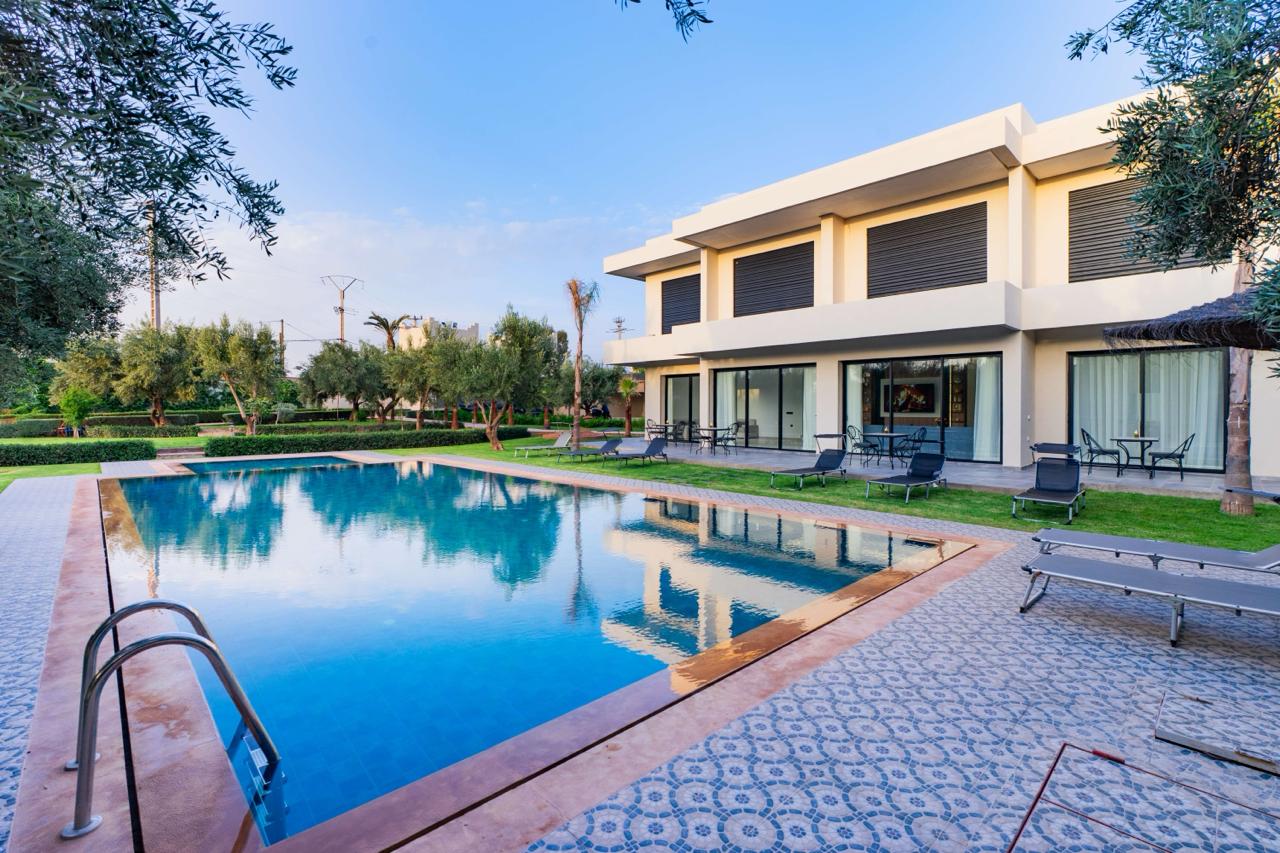 VillaZahi exterior and pool atmosphere